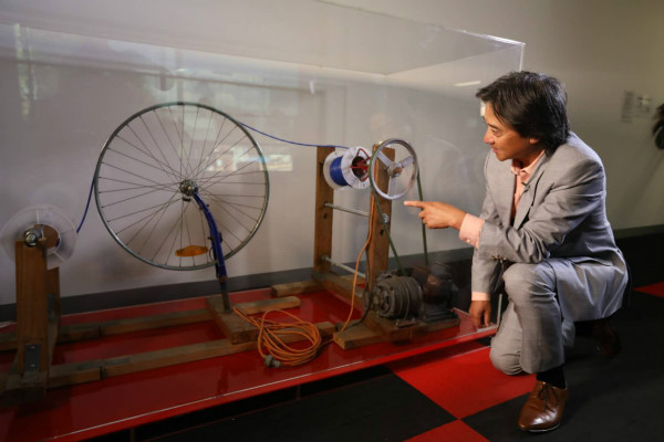 ⻪־ | ΰӡаġĲǵ磬Ļ